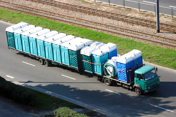 Best Porta potty delivery and setup  in West Branch, IA